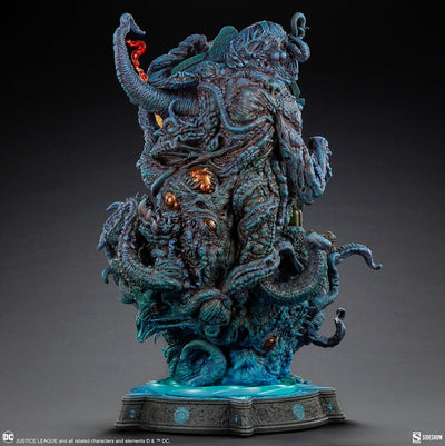 DC Comics Premium Format Statue John Constantine: Just Another Exorcism Hangover 53cm