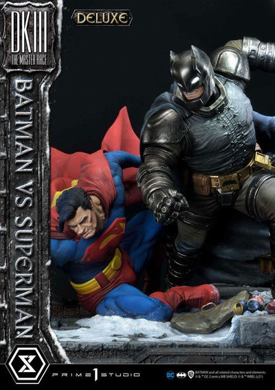 DC Comics Statue Batman Vs. Superman (The Dark Knight Returns) Deluxe Bonus Ver. 110cm - Scale Statue - Prime 1 Studio - Hobby Figures UK