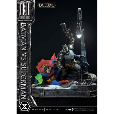 DC Comics Statue Batman Vs. Superman (The Dark Knight Returns) Deluxe Bonus Ver. 110cm - Scale Statue - Prime 1 Studio - Hobby Figures UK