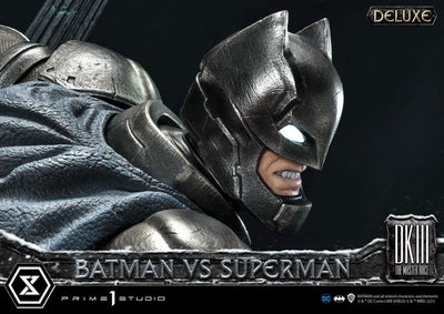 DC Comics Statue Batman Vs. Superman (The Dark Knight Returns) Deluxe Bonus Ver. 110cm - Scale Statue - Prime 1 Studio - Hobby Figures UK