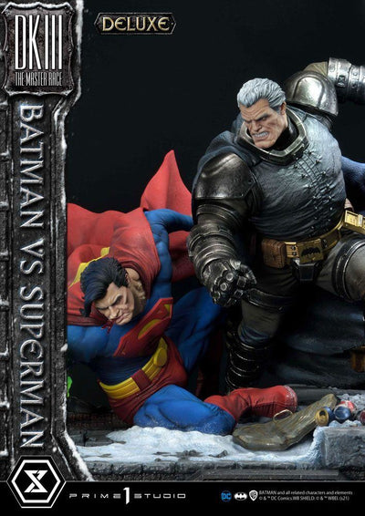 DC Comics Statue Batman Vs. Superman (The Dark Knight Returns) Deluxe Bonus Ver. 110cm - Scale Statue - Prime 1 Studio - Hobby Figures UK