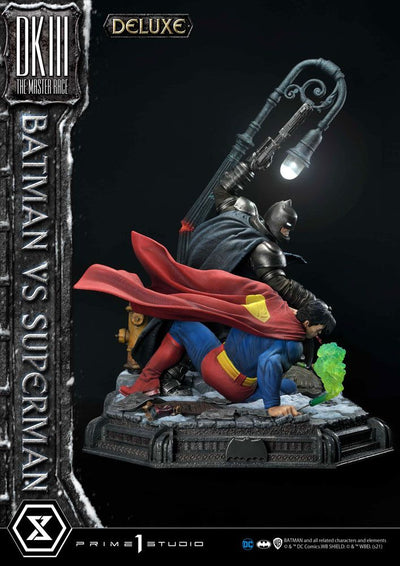 DC Comics Statue Batman Vs. Superman (The Dark Knight Returns) Deluxe Bonus Ver. 110cm - Scale Statue - Prime 1 Studio - Hobby Figures UK