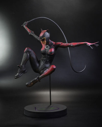 DC Designer Series Statue 1/6 Catwoman by Jock 33cm - Scale Statue - DC Direct - Hobby Figures UK