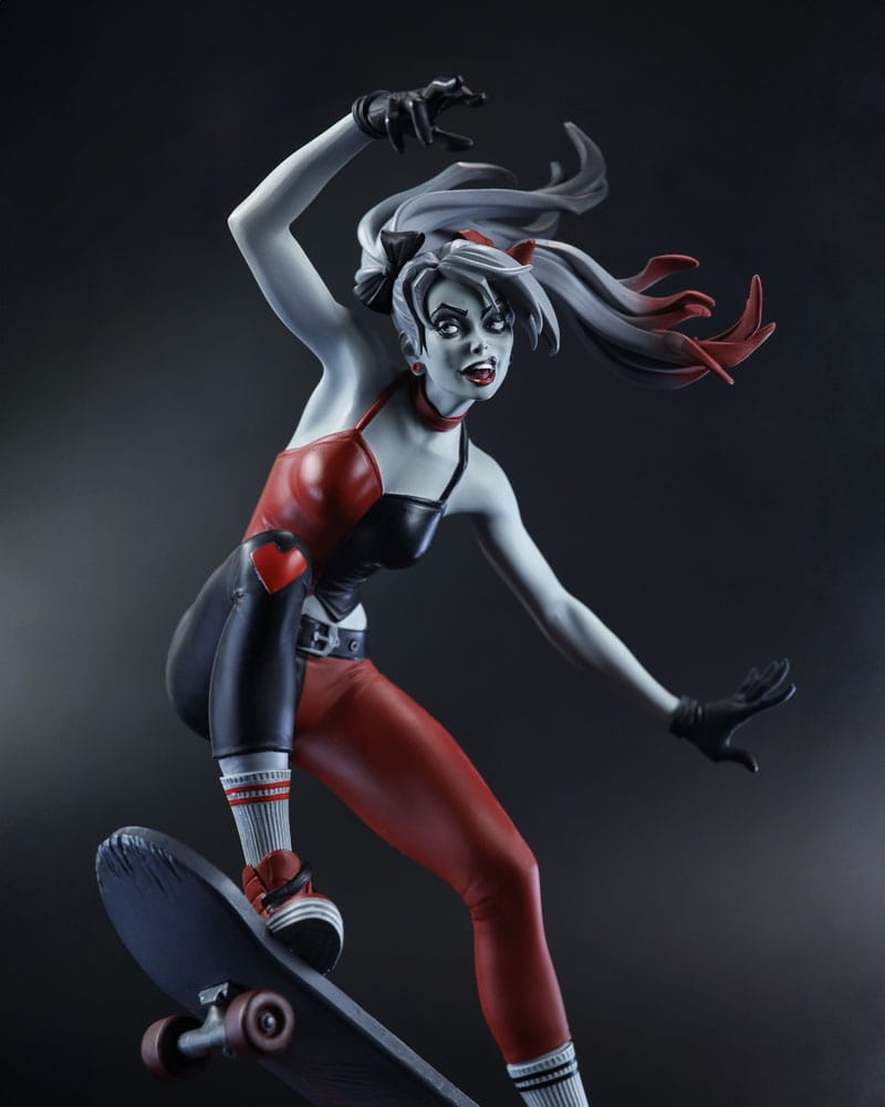 DC Direct Harley Quinn: Red, White & Black Statue 1/10 Harley Quinn by Ivan Tao 20cm - Scale Statue - McFarlane Toys - Hobby Figures UK
