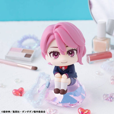 Dandadan Look Up PVC Statue Aira 11cm - Scale Statue - Megahouse - Hobby Figures UK