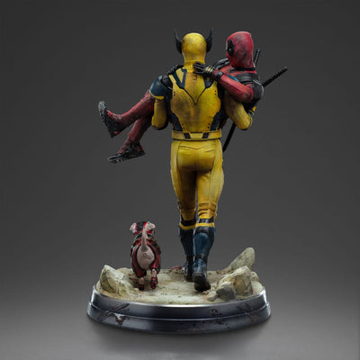 Deadpool Deluxe Art Scale Statue 1/10 Deadpool & Wolverine 21cm - Scale Statue - Iron Studios - Hobby Figures UK