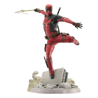 Deadpool & Wolverine Gallery PVC Statue Deadpool 25cm - Scale Statue - Diamond Select - Hobby Figures UK