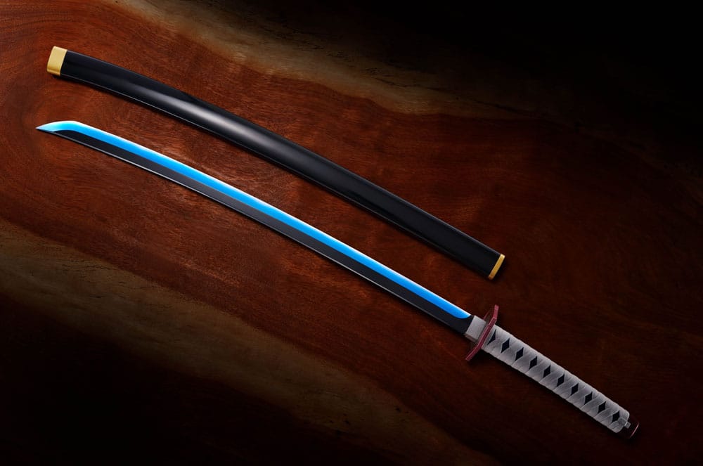 Demon Slayer: Kimetsu no Yaiba Proplica Replica 1/1 Nichirin Sword (Giyu Tomioka) 95cm - Scale Statue - Bandai Tamashii Nations - Hobby Figures UK