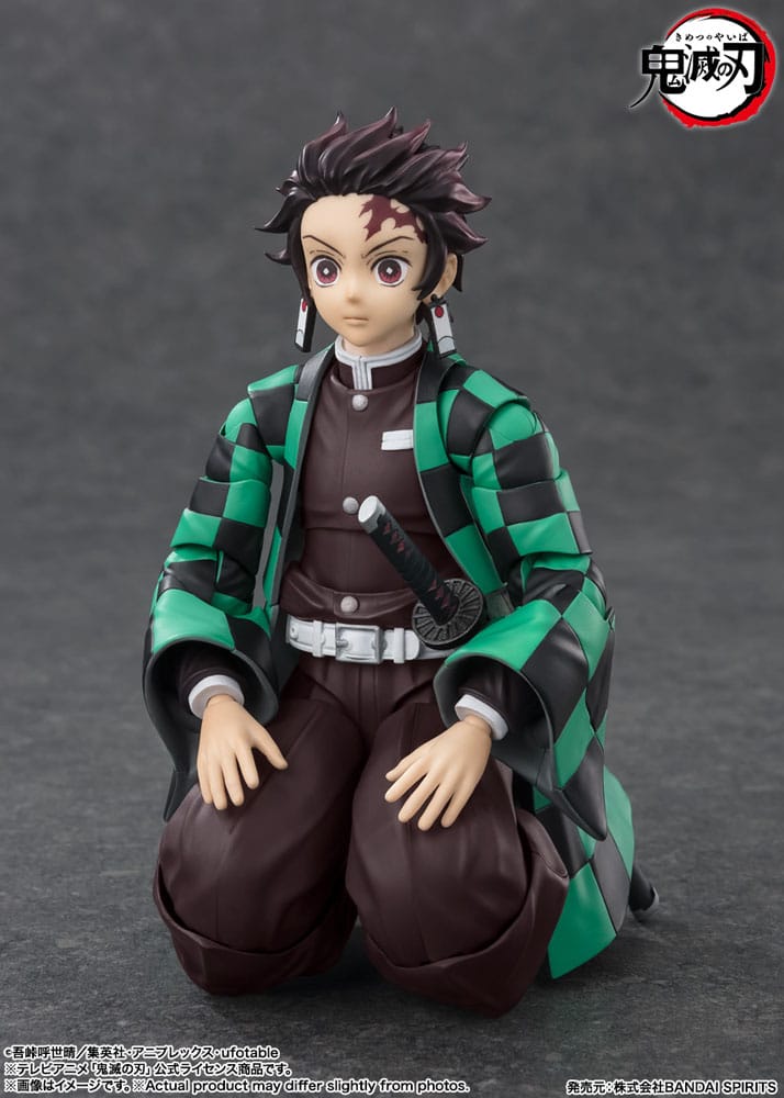 Demon Slayer: Kimetsu no Yaiba S.H. Figuarts Action Figure Tanjiro Kamado 14cm - Action Figures - Bandai Tamashii Nations - Hobby Figures UK