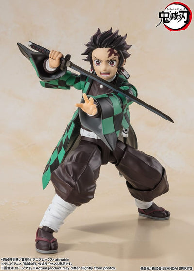 Demon Slayer: Kimetsu no Yaiba S.H. Figuarts Action Figure Tanjiro Kamado 14cm - Action Figures - Bandai Tamashii Nations - Hobby Figures UK