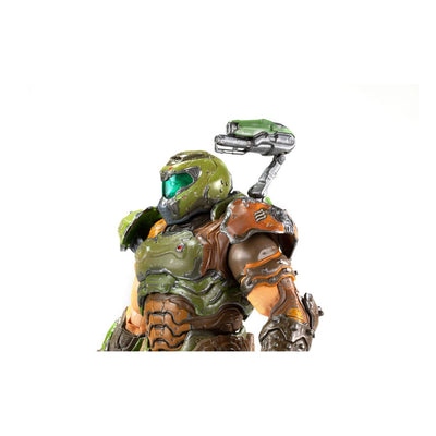 Doom Action Figure 1/6 Doomslayer heo exclusive 30cm - Action Figures - Dark Horse - Hobby Figures UK