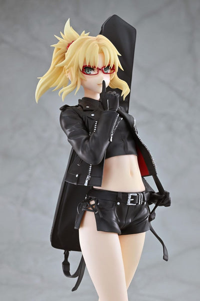 Fate/Apocrypha PVC Statue 1/7 Red Saber (Mordred) Original Glasses Model Ver. 22cm - Scale Statue - Wanderer - Hobby Figures UK