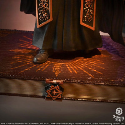 Ghost Rock Iconz Statue 1/9 Papa Emeritus IV (Black Robes) 22cm - Scale Statue - Knucklebonz - Hobby Figures UK