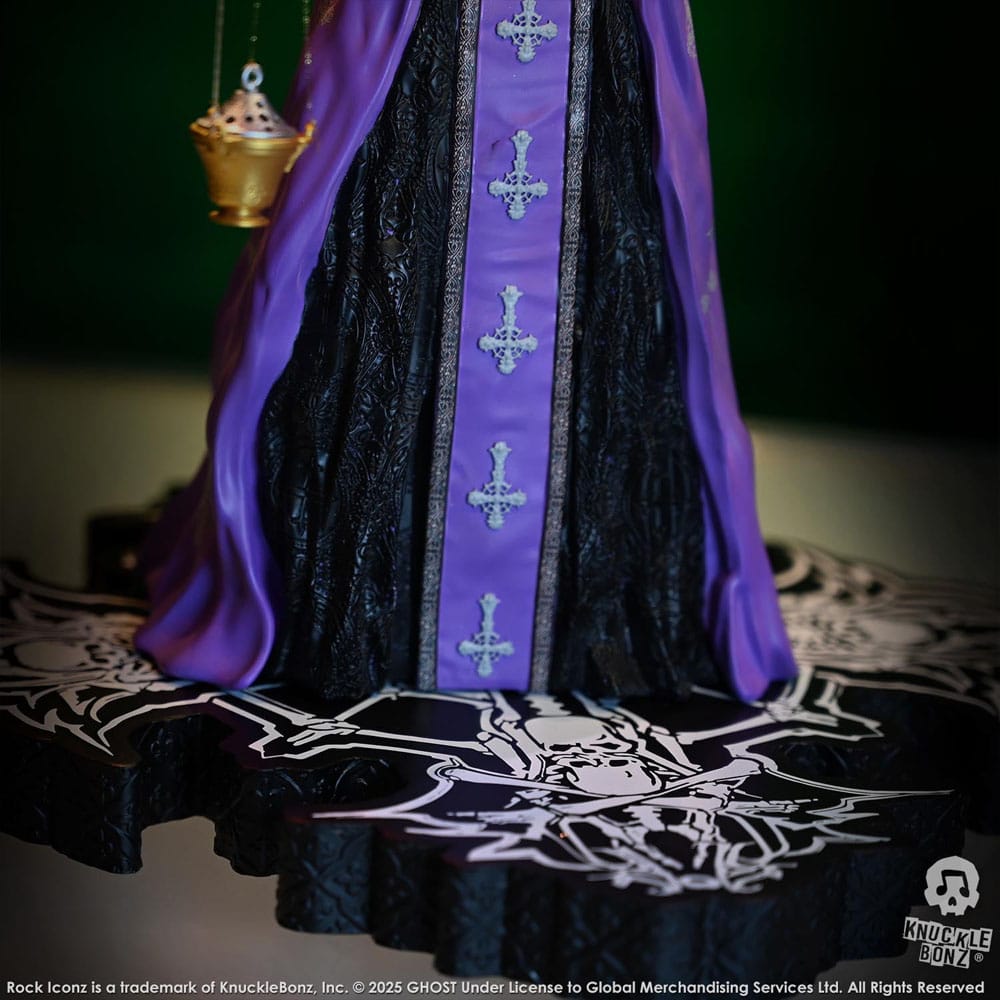 Ghost Rock Iconz Statue Papa V Perpetua Purple Robes 22cm - Scale Statue - Knucklebonz - Hobby Figures UK