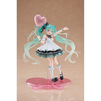Hatsune Miku AMP+ PVC Statue Statue Hatsune Miku Birthday 2025 Party Ver. 21cm - Scale Statue - Taito Prize - Hobby Figures UK