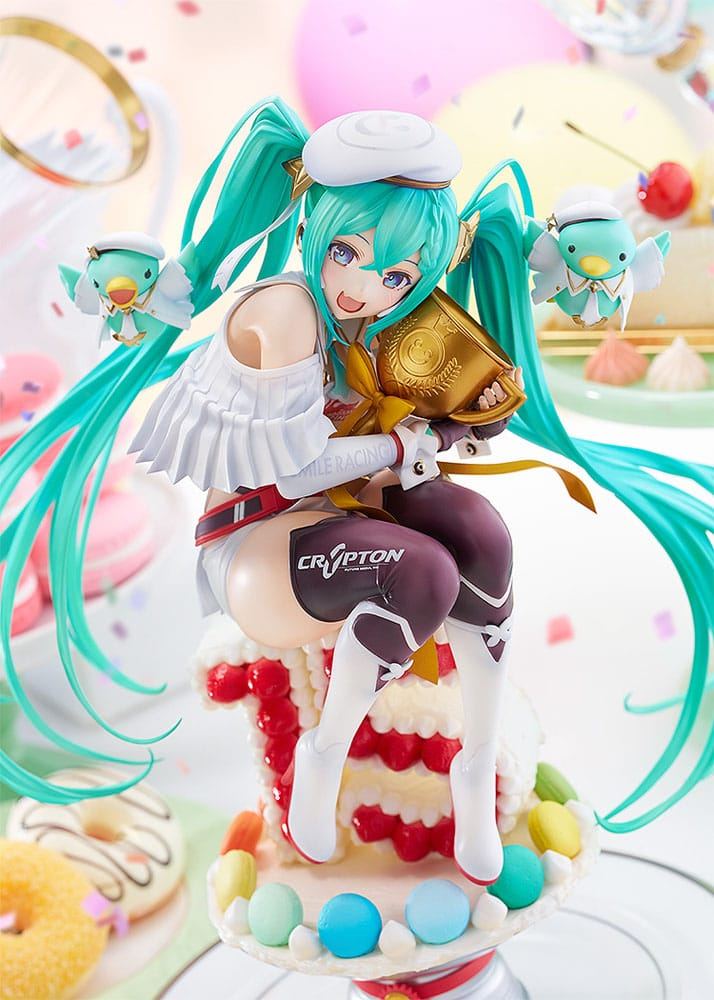 Hatsune Miku Characters PVC Statue 1/6 Racing Miku: 2023 - 15th Anniversary Ver. 26cm - Scale Statue - Good Smile Company - Hobby Figures UK