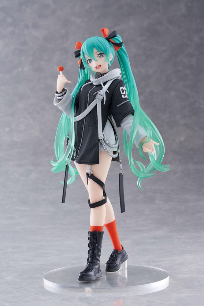 Hatsune Miku Wonderland PVC Statue Fashion Punk Ver. 18cm - Scale Statue - Taito Prize - Hobby Figures UK