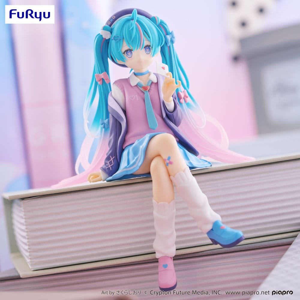 Hatsune Miku Noodle Stopper PVC Statue Hatsune Miku Love Blazer Navy Color Ver. 14cm - Scale Statue - Furyu - Hobby Figures UK