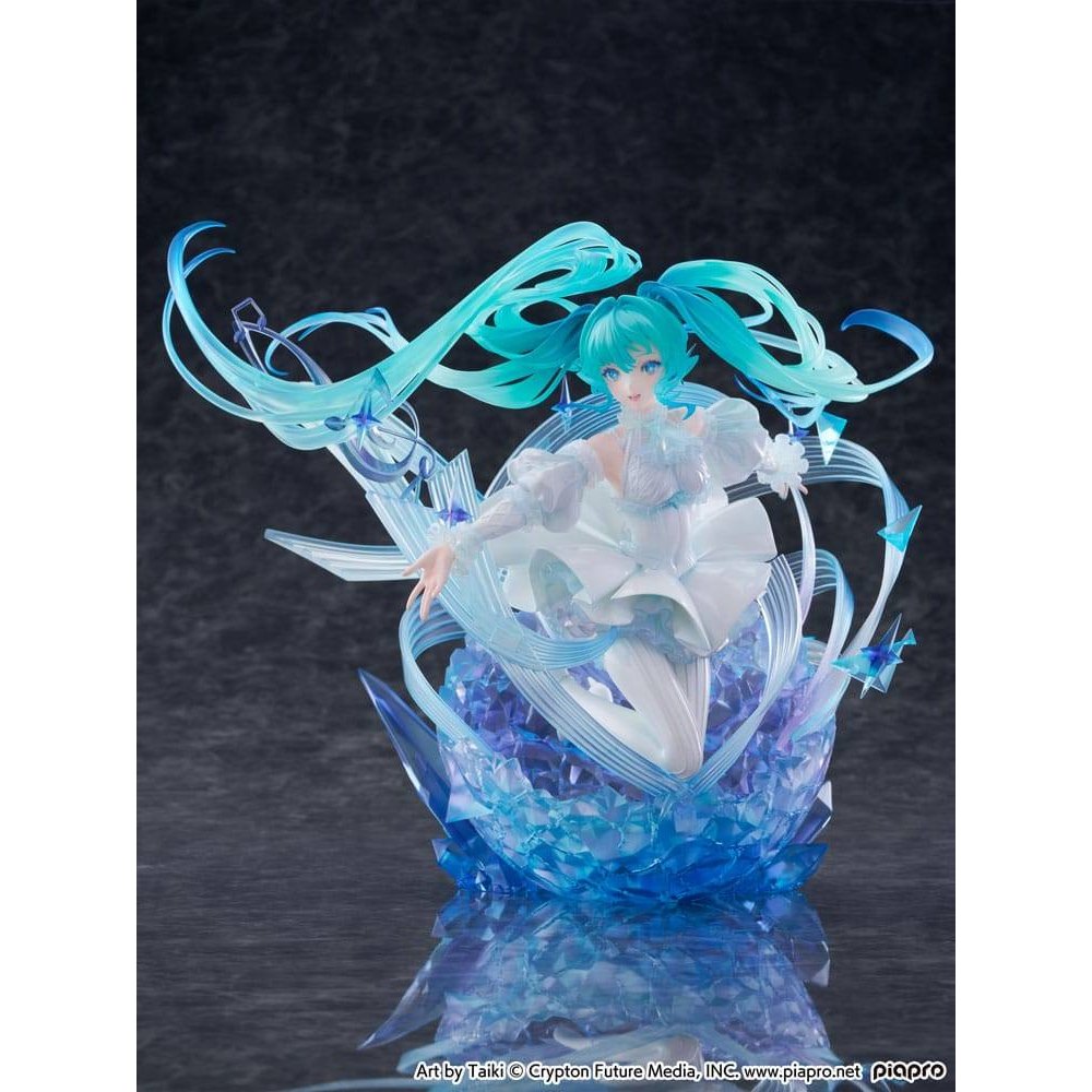 Hatsune Miku PVC Statue 1/7 Hatsune Miku - Crystal Dress Ver. 22cm - Scale Statue - CyberZ - Hobby Figures UK