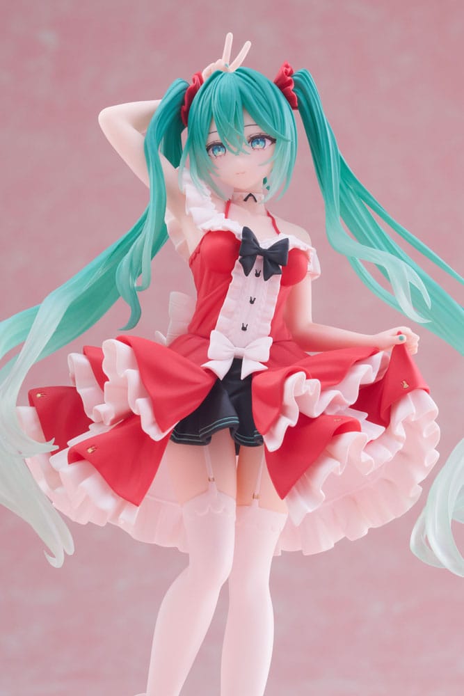 hatsune miku red dress Hatsune Miku Outing Dress Red Color Ver. Trio-Try-iT Figure