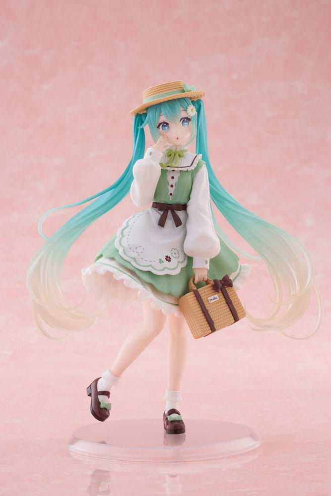 Hatsune Miku PVC Statue Figure Hatsune Miku Fashion Country Ver. 18cm - Scale Statue - Taito Prize - Hobby Figures UK