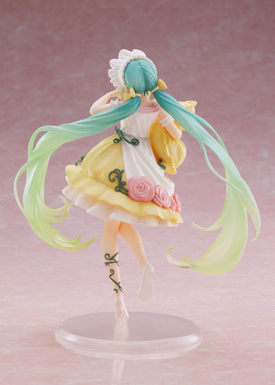 Hatsune Miku PVC Statue Hatsune Miku Wonderland Figure Sleeping Beauty Reissue 18cm - Scale Statue - Taito Prize - Hobby Figures UK