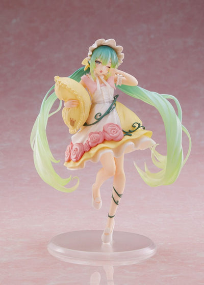 Hatsune Miku PVC Statue Hatsune Miku Wonderland Figure Sleeping Beauty Reissue 18cm - Scale Statue - Taito Prize - Hobby Figures UK