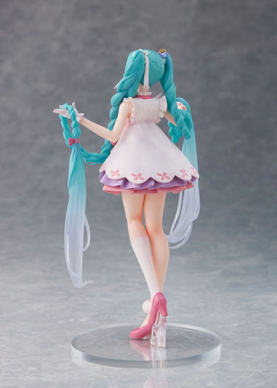 Hatsune Miku PVC Statue Hatsune Miku Wonderland Rapuinzel Ver. 18cm - Scale Statue - Taito Prize - Hobby Figures UK