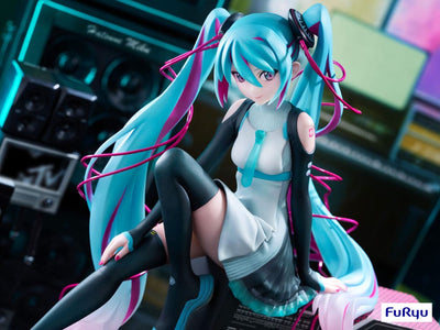 Hatsune Miku Statue 1/7 Hatsune Miku x MTV 20cm - Scale Statue - Furyu - Hobby Figures UK