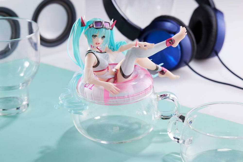 Hatsune Miku Wonderland PVC Statue Aqua Float Girls Figure Hatsune Miku Reissue 18cm - Scale Statue - Taito Prize - Hobby Figures UK