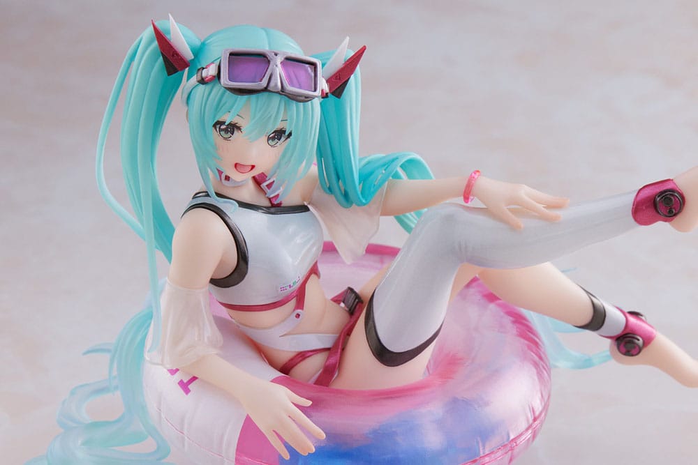 Hatsune Miku Wonderland PVC Statue Aqua Float Girls Figure Hatsune Miku Reissue 18cm - Scale Statue - Taito Prize - Hobby Figures UK