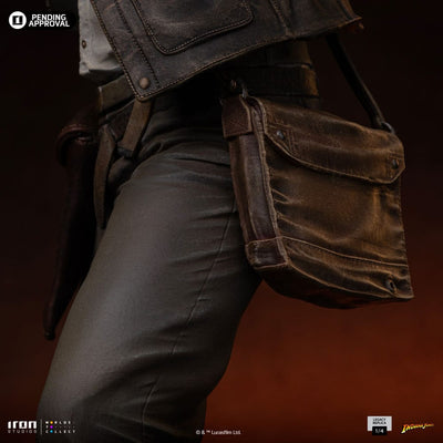Indiana Jones Legacy Replica Statue 1/4 Indiana Jones 61cm - Scale Statue - Iron Studios - Hobby Figures UK