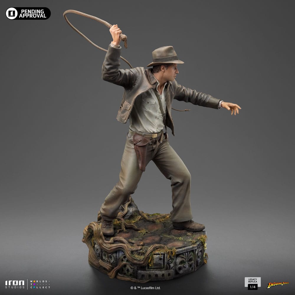 Indiana Jones Legacy Replica Statue 1/4 Indiana Jones 61cm - Scale Statue - Iron Studios - Hobby Figures UK