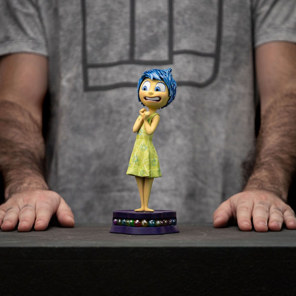 Inside Out 2 Art Scale Statue 1/10 Joy 20cm - Scale Statue - Iron Studios - Hobby Figures UK