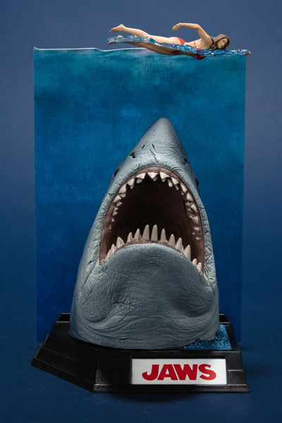 Jaws Movie Maniacs PVC Statue Jaws (50th Anniversary) 16cm - Scale Statue - McFarlane Toys - Hobby Figures UK