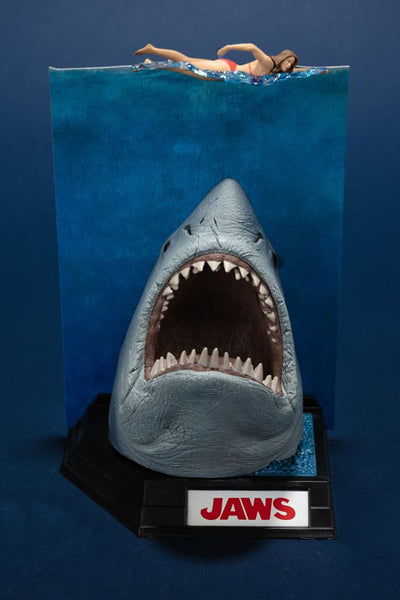 Jaws Movie Maniacs PVC Statue Jaws (50th Anniversary) 16cm - Scale Statue - McFarlane Toys - Hobby Figures UK