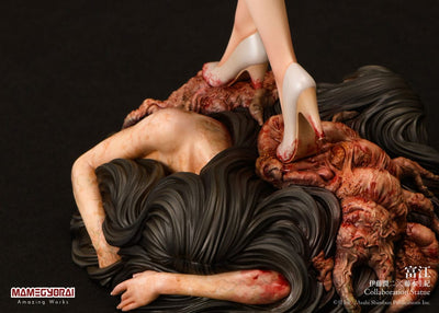 Junji Ito x Yoshiki Fujimoto Collaboration PVC Statue Tomie 27cm - Scale Statue - Mamegyorai - Hobby Figures UK