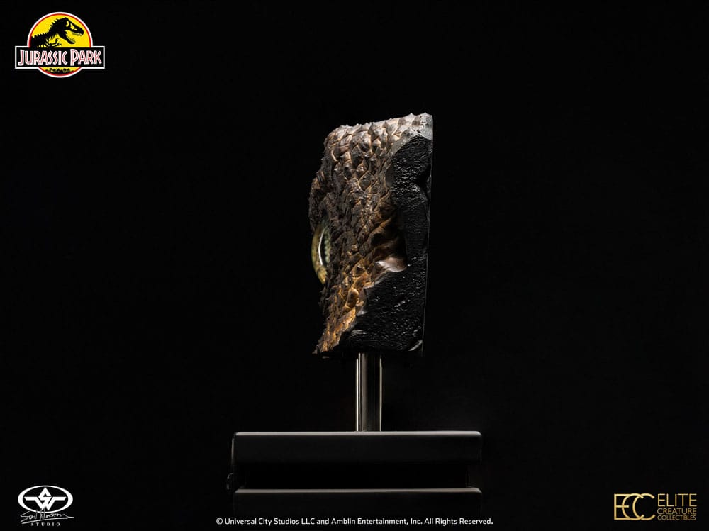 Jurassic Park 1/1 Replica Bust Velociraptor Eye 23cm - Scale Statue - Elite Creature Collectibles - Hobby Figures UK
