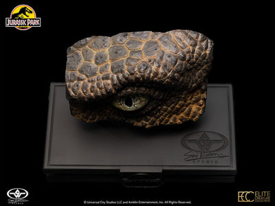 Jurassic Park 1/1 Replica Bust Velociraptor Eye 23cm - Scale Statue - Elite Creature Collectibles - Hobby Figures UK