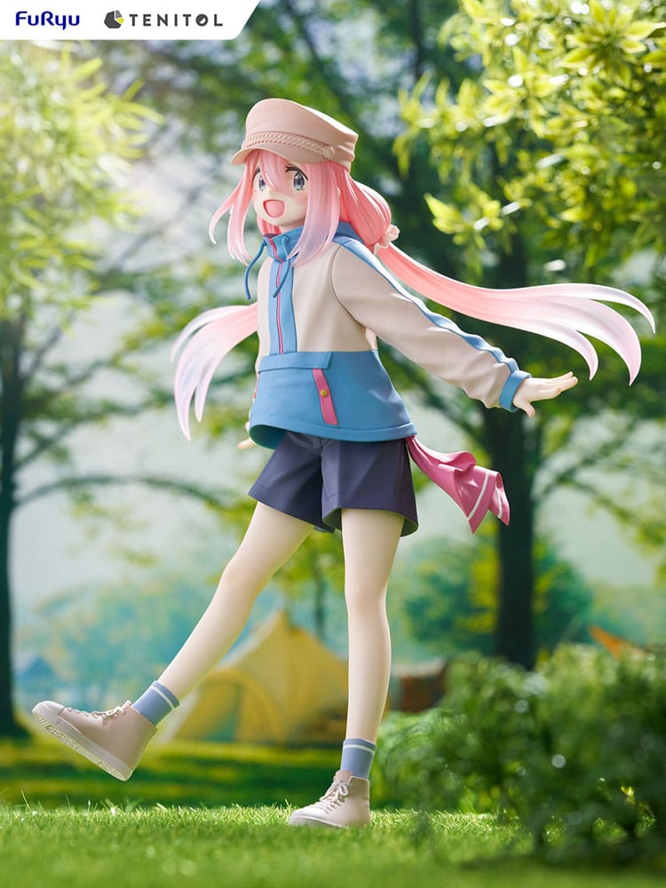 Laid-Back Camp Tenitol PVC Statue Nadeshiko Kagamihara 22cm - Scale Statue - Furyu - Hobby Figures UK