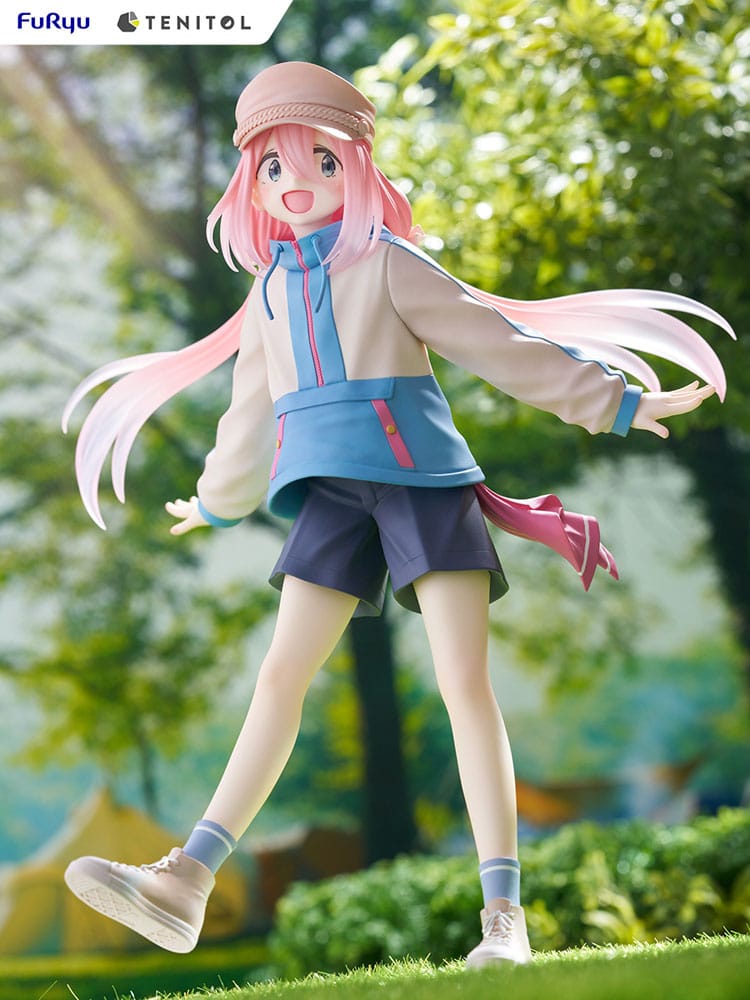 Laid-Back Camp Tenitol PVC Statue Nadeshiko Kagamihara 22cm - Scale Statue - Furyu - Hobby Figures UK