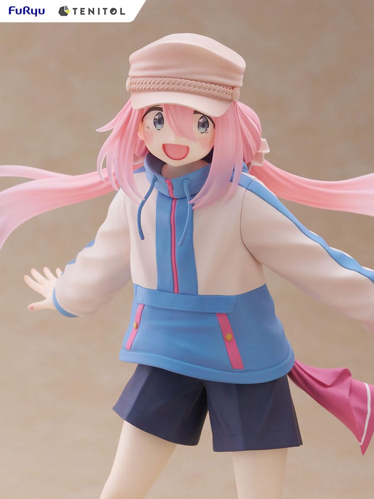 Laid-Back Camp Tenitol PVC Statue Nadeshiko Kagamihara 22cm - Scale Statue - Furyu - Hobby Figures UK