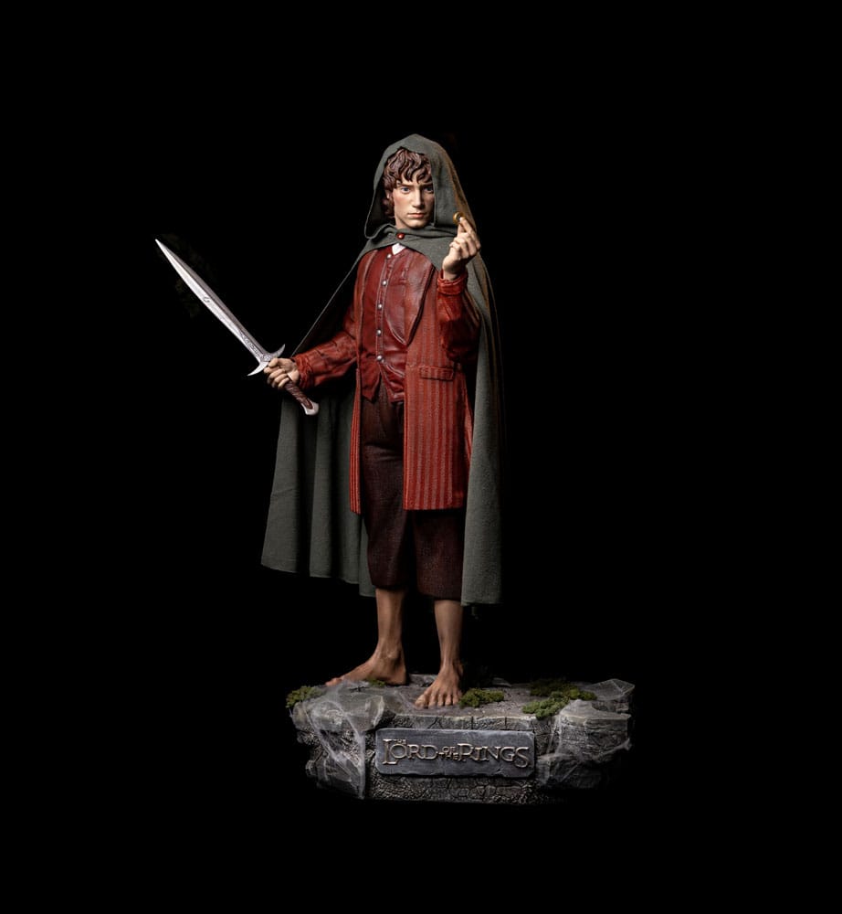 Lord of the Rings Life-Size Statue Frodo 152cm - Scale Statue - Muckle Mannequins - Hobby Figures UK