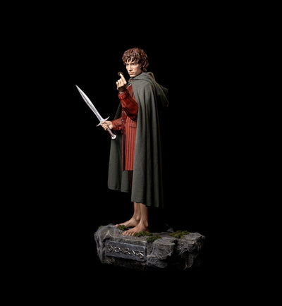 Lord of the Rings Life-Size Statue Frodo 152cm - Scale Statue - Muckle Mannequins - Hobby Figures UK