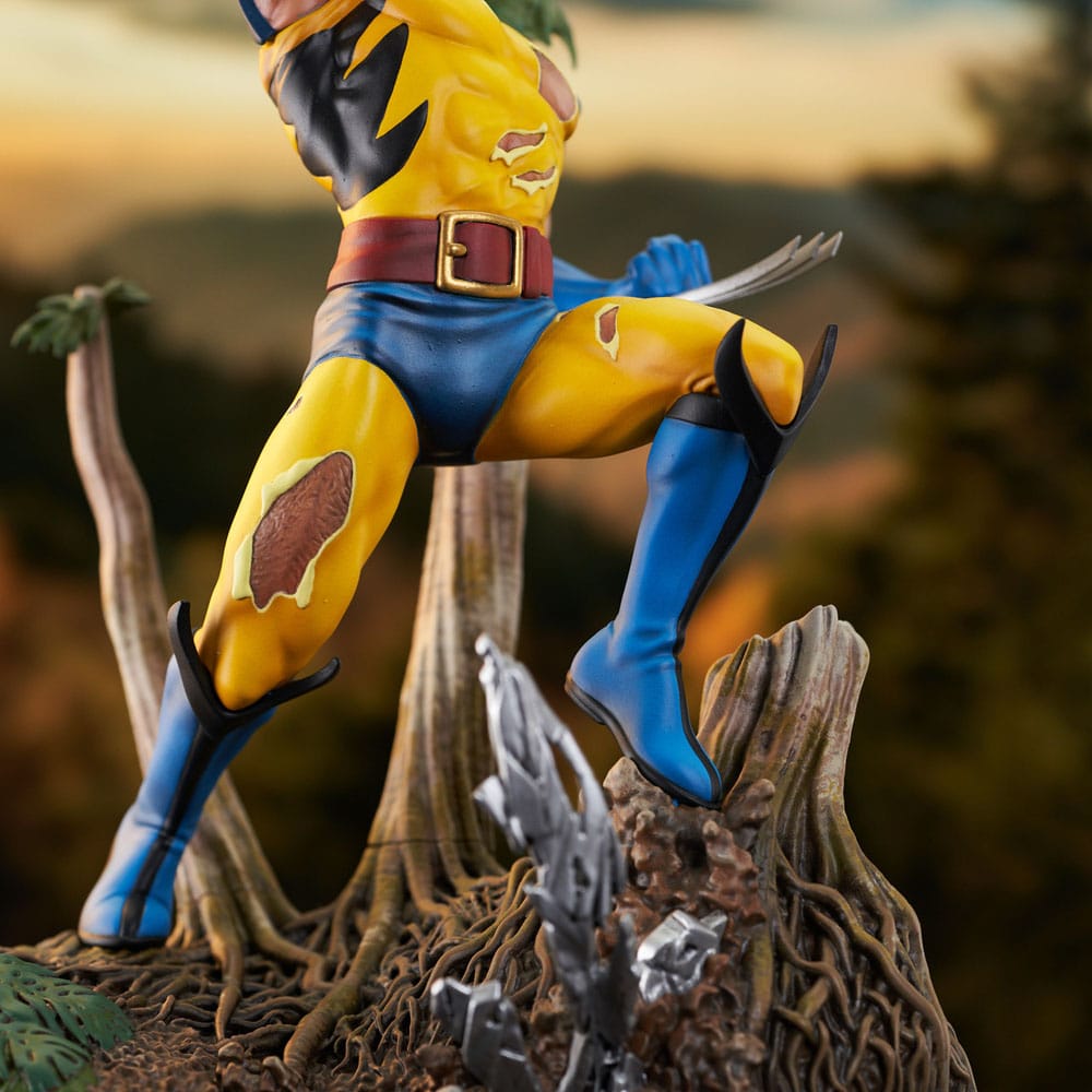Marvel Gallery PVC Diorama 90's Comic Wolverine 28cm - Scale Statue - Diamond Select - Hobby Figures UK