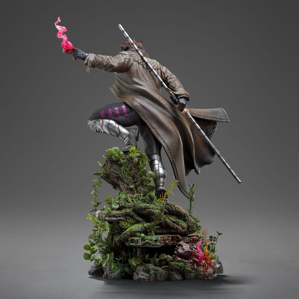 Marvel Legacy Replica Statue 1/4 Gambit 71cm - Scale Statue - Iron Studios - Hobby Figures UK