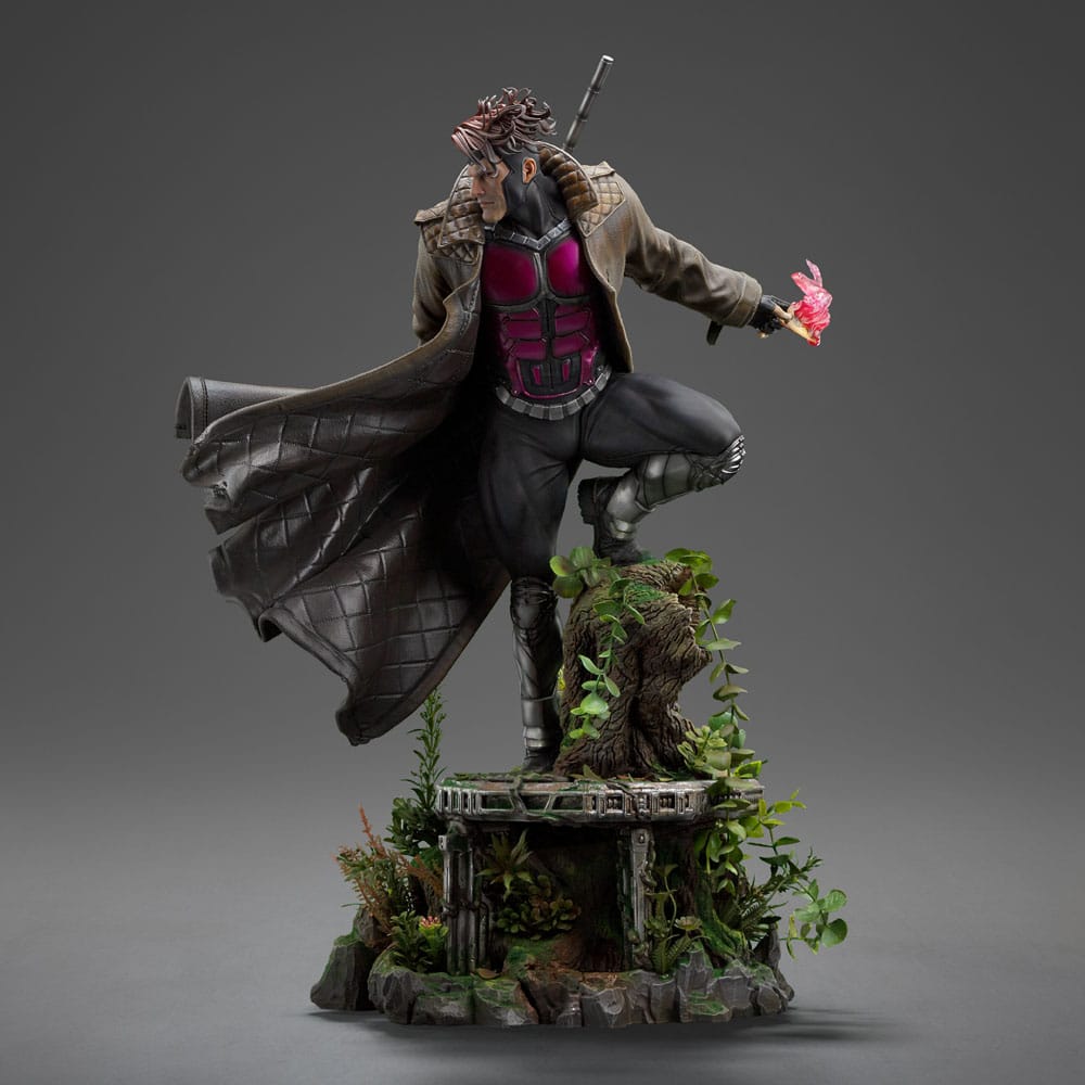 Marvel Legacy Replica Statue 1/4 Gambit 71cm - Scale Statue - Iron Studios - Hobby Figures UK