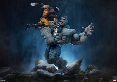 Marvel Statue Grey Hulk vs Wolverine 58cm - Scale Statue - Sideshow Collectibles - Hobby Figures UK
