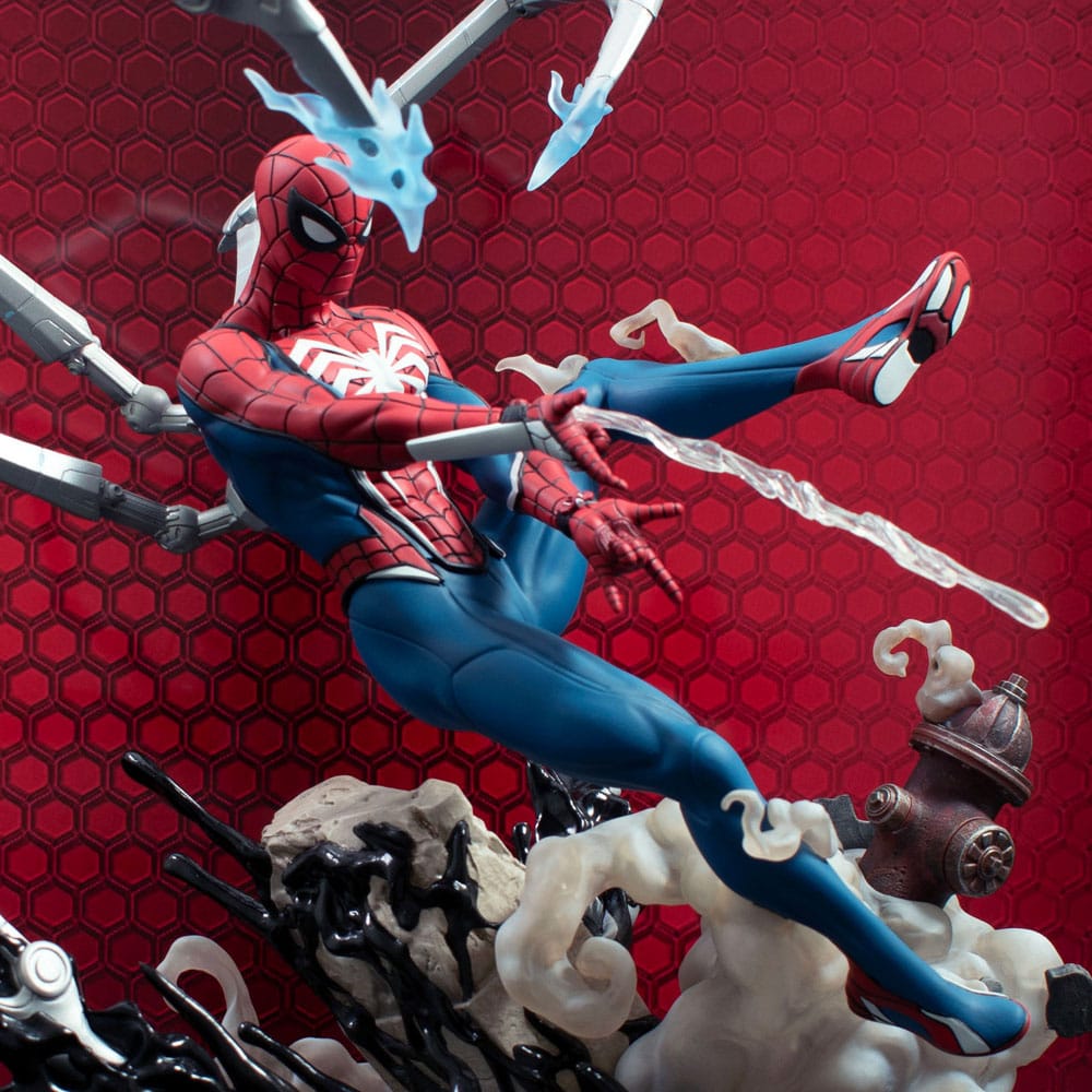 Marvel's Spider-Man 2 Marvel Gallery Deluxe PVC Diorama Spider-Man (Gamerverse) 30cm - Scale Statue - Diamond Select - Hobby Figures UK