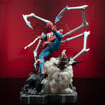 Marvel's Spider-Man 2 Marvel Gallery Deluxe PVC Diorama Spider-Man (Gamerverse) 30cm - Scale Statue - Diamond Select - Hobby Figures UK